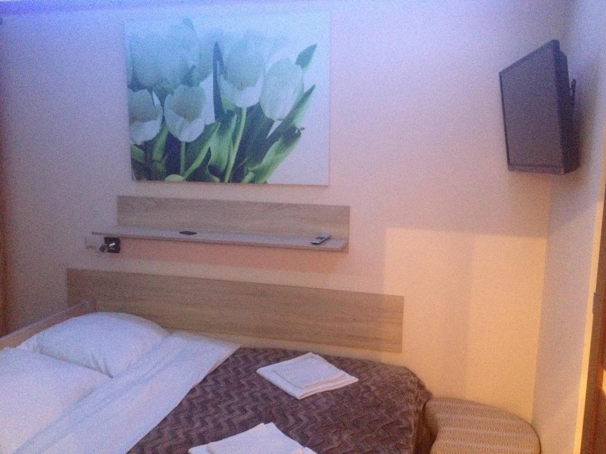 Hotel Mis Bochnia Esterno foto