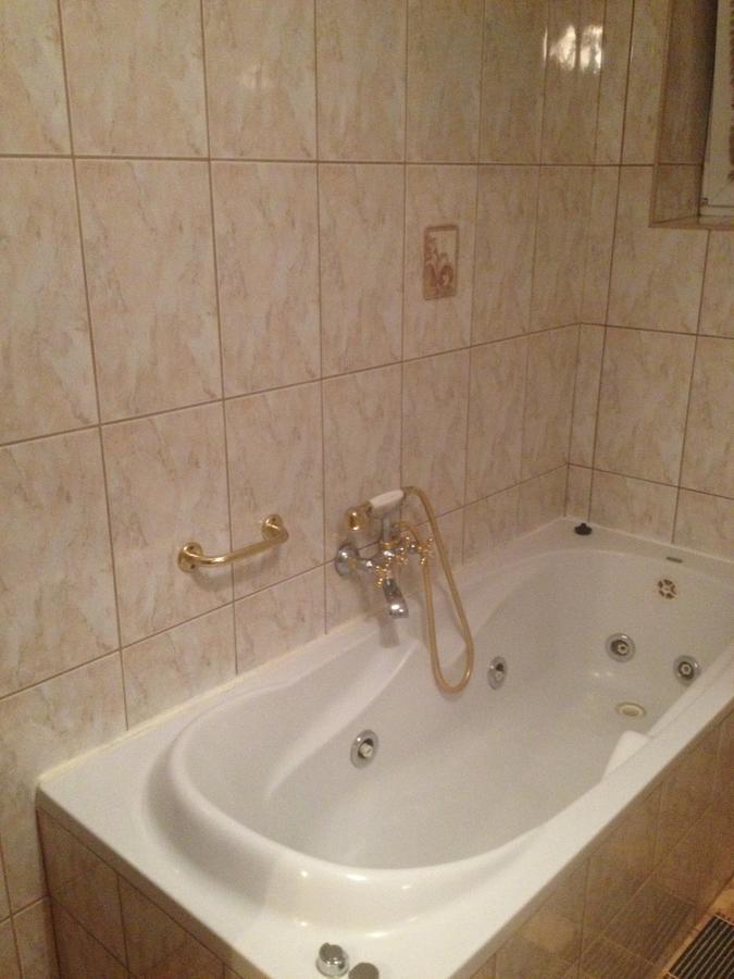 Hotel Mis Bochnia Esterno foto