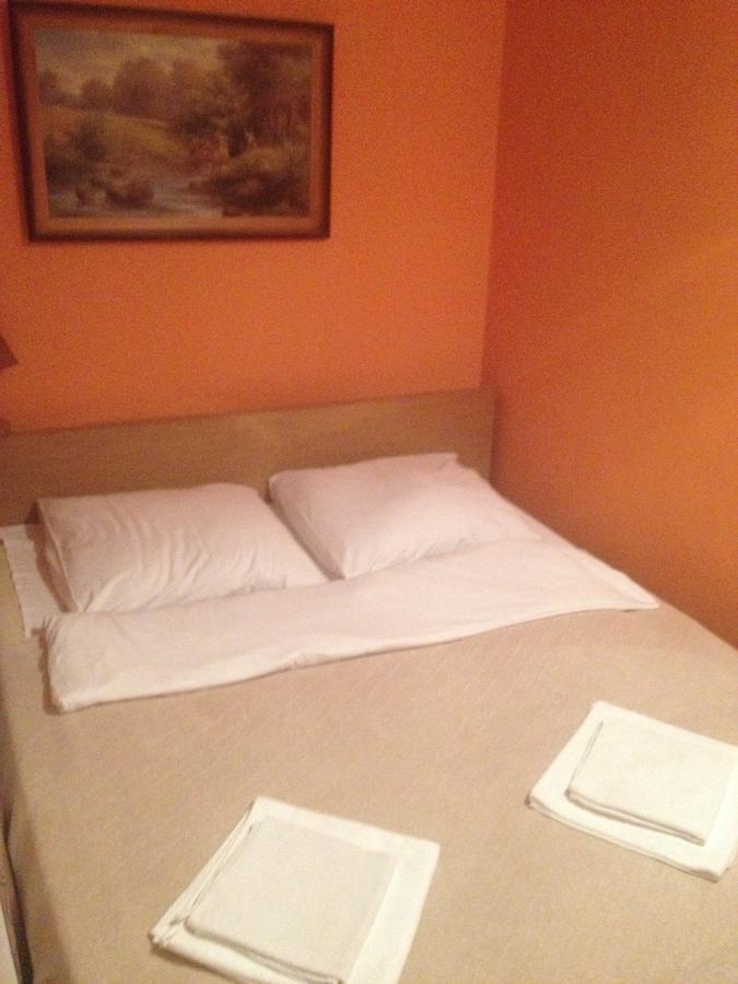 Hotel Mis Bochnia Esterno foto
